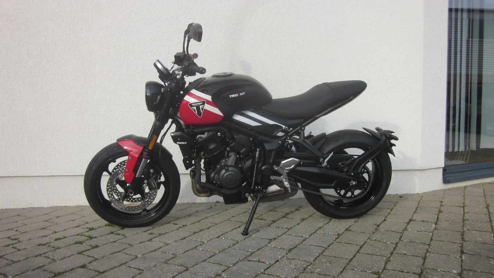 Triumph Trident 660