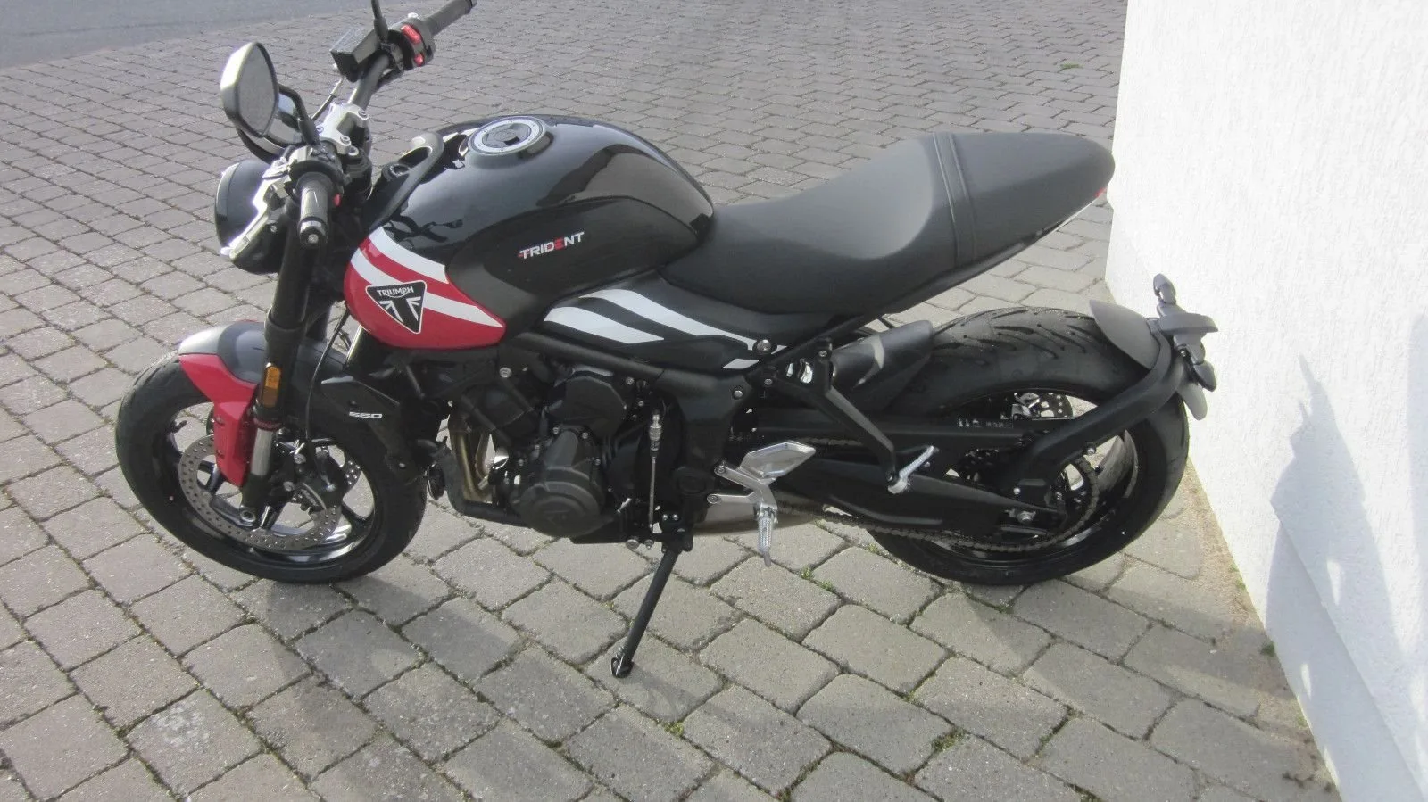 Triumph Trident 660