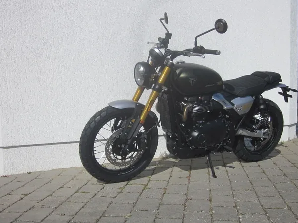 Triumph Scrambler 900