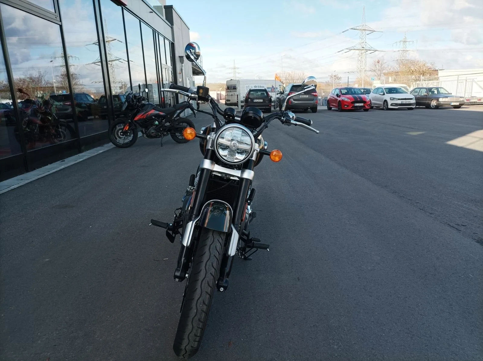 Royal Enfield Super Meteor 650