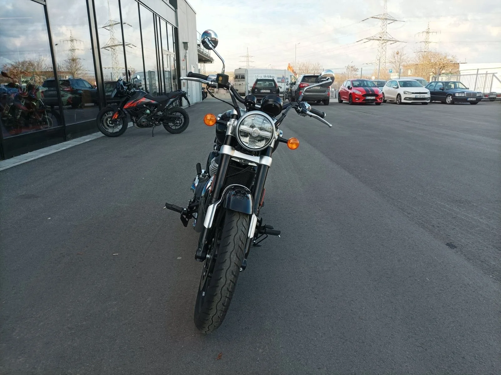 Royal Enfield Super Meteor 650