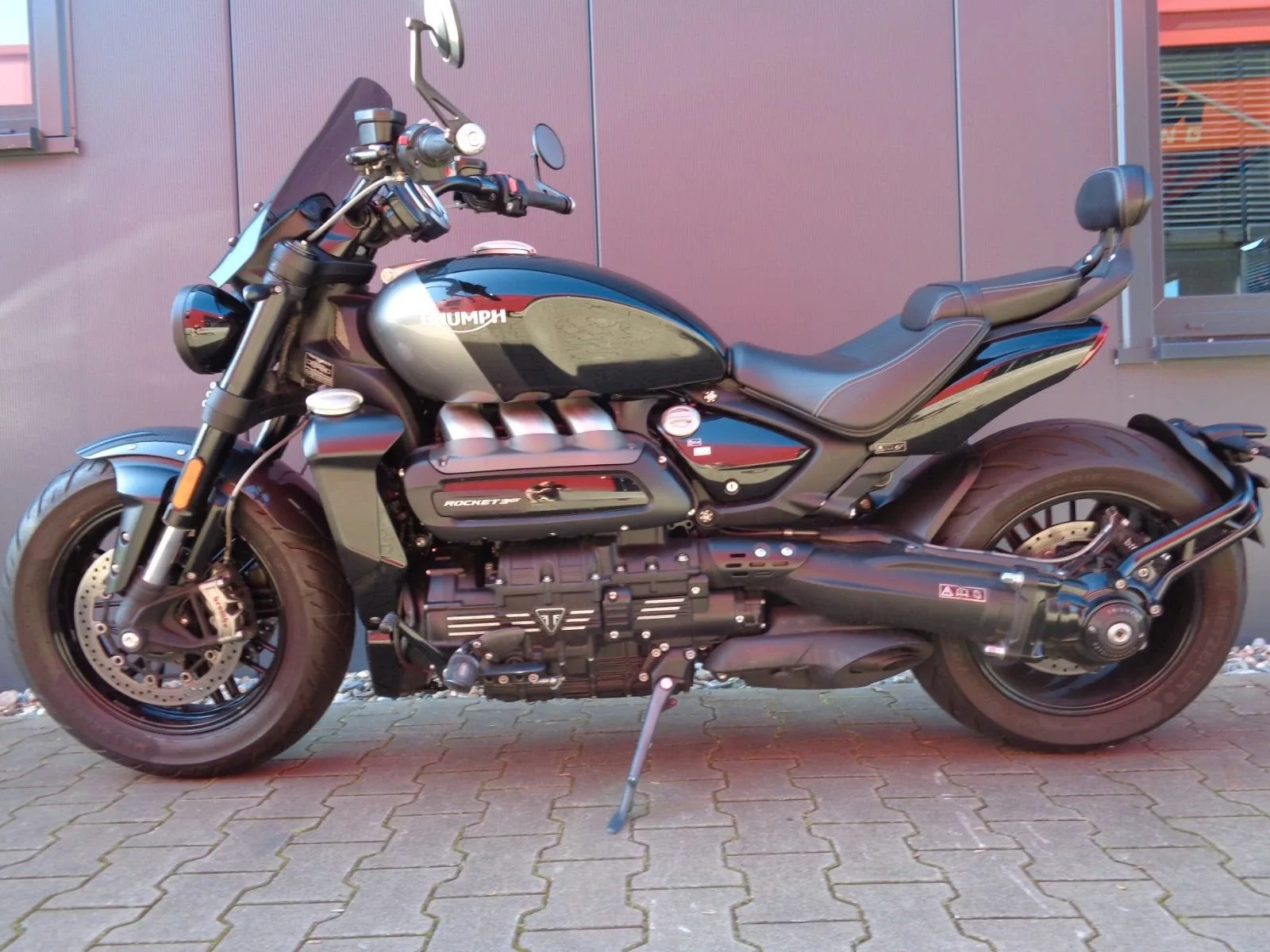 Triumph Rocket 3 GT Triple Black Edition