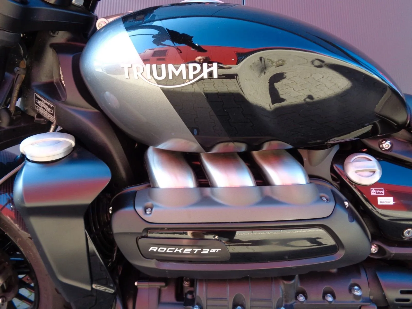 Triumph Rocket 3 GT Triple Black Edition