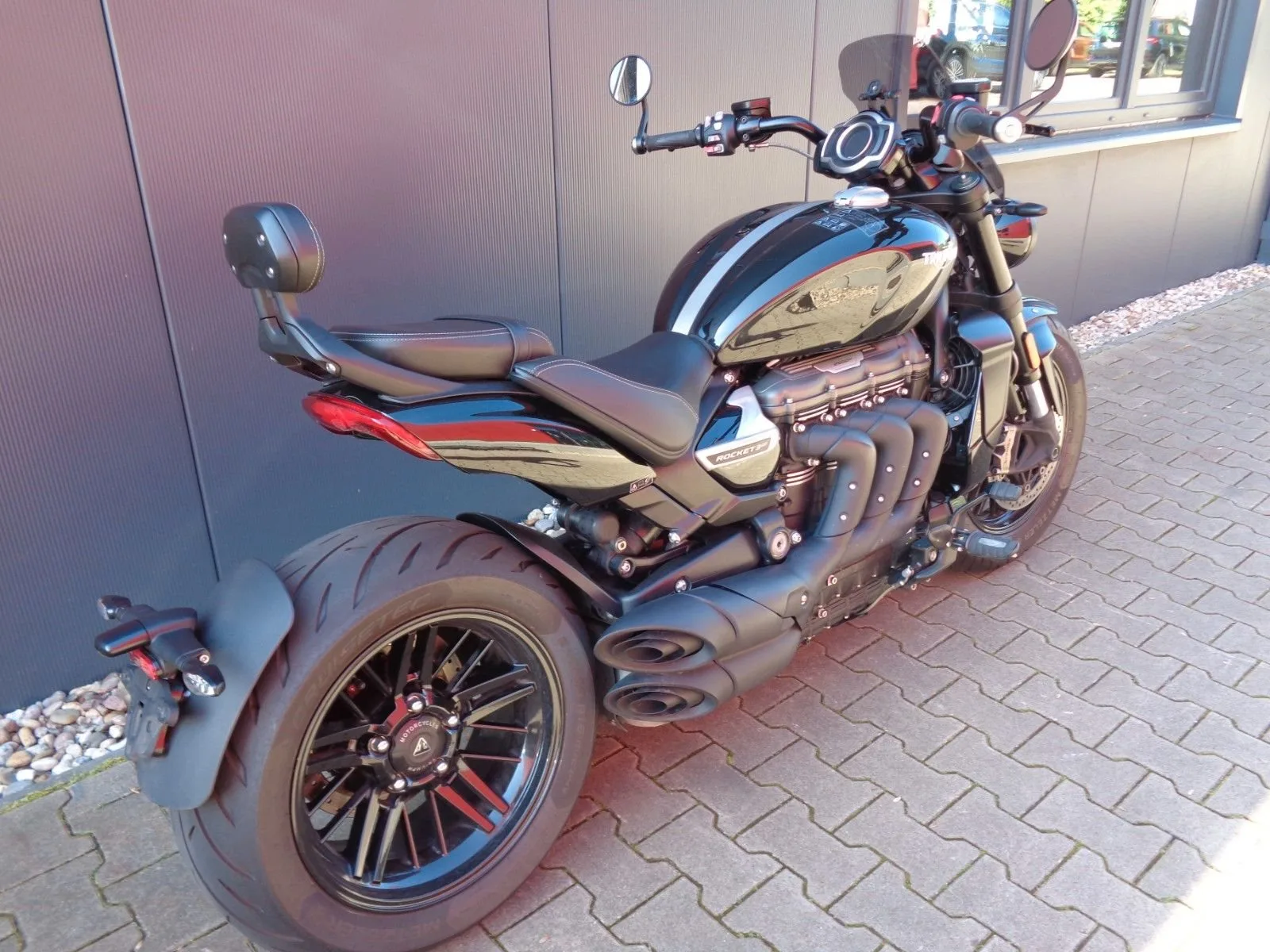 Triumph Rocket 3 GT Triple Black Edition
