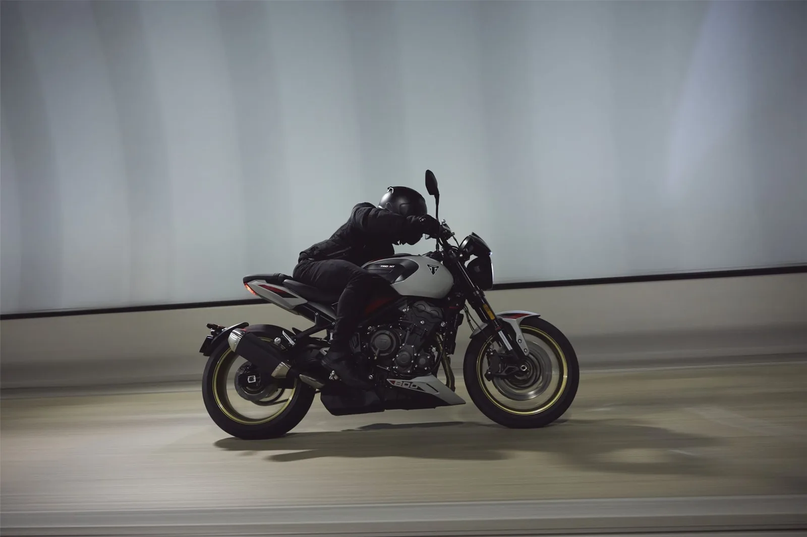 Triumph Trident 800