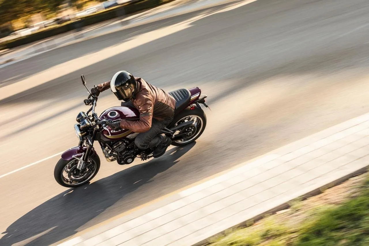 Kawasaki Z900 RS 2026 I SOFORT VERFÜGBAR