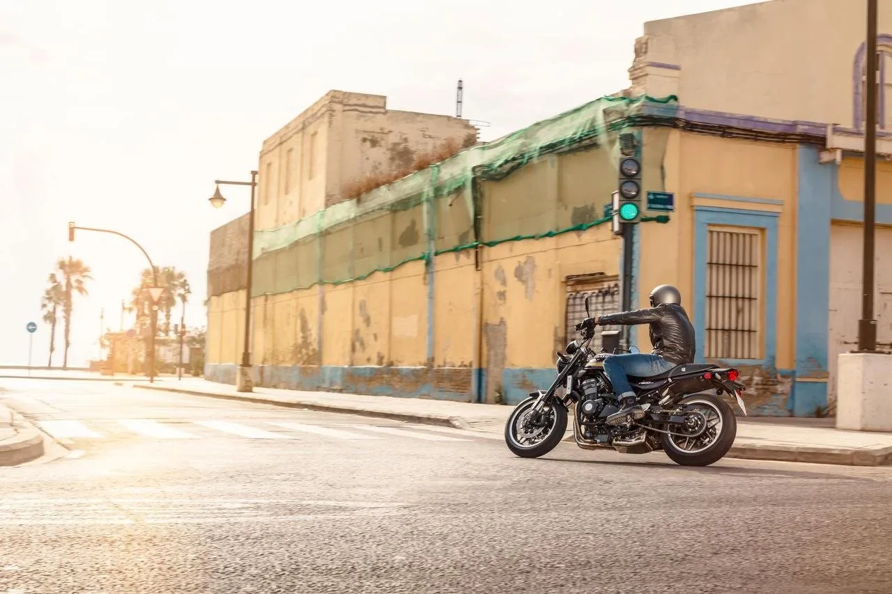 Kawasaki Z900 RS 2026 I SOFORT VERFÜGBAR