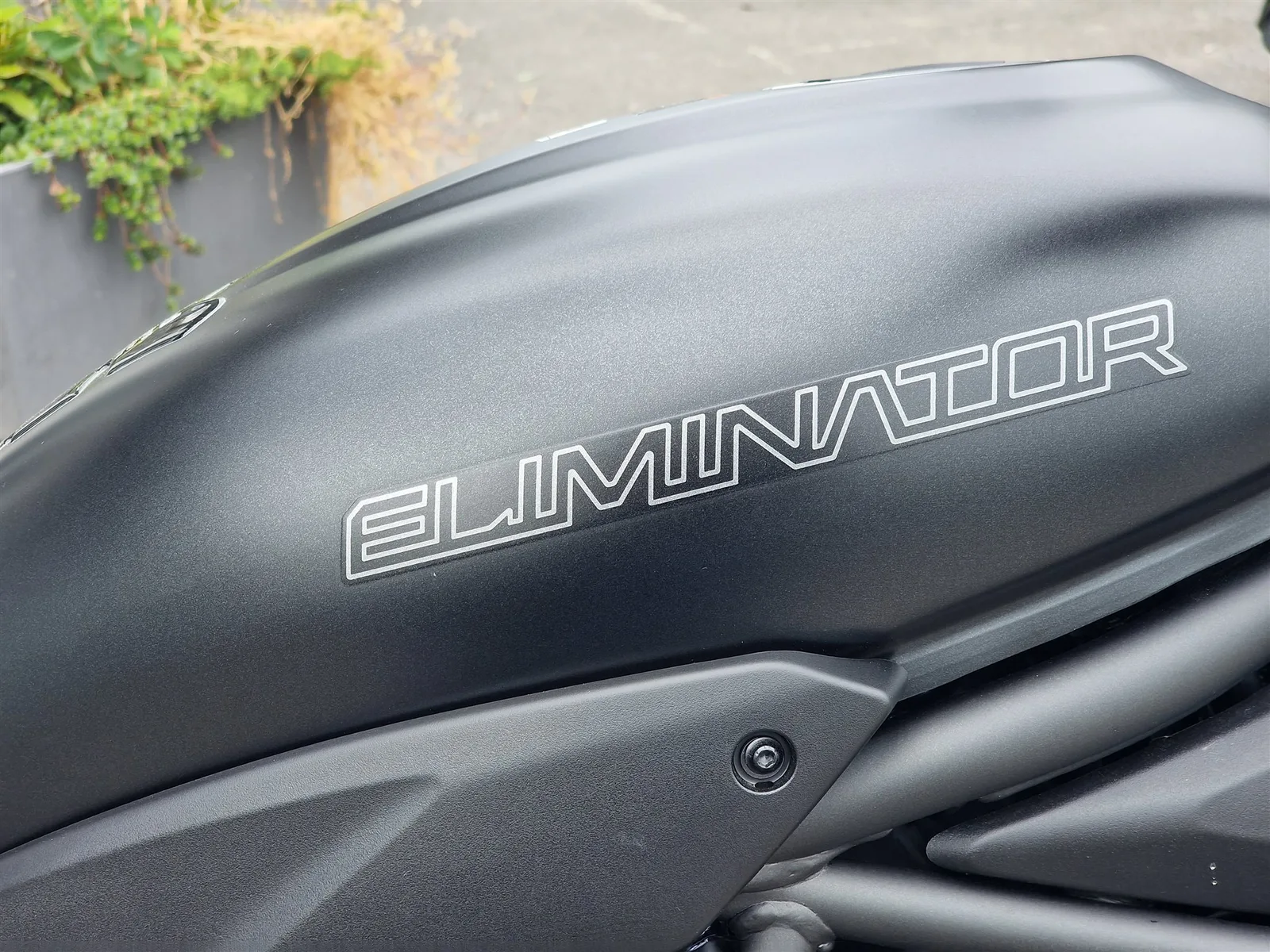 Kawasaki Eliminator 500 I Werksgarantie bis 03/2030