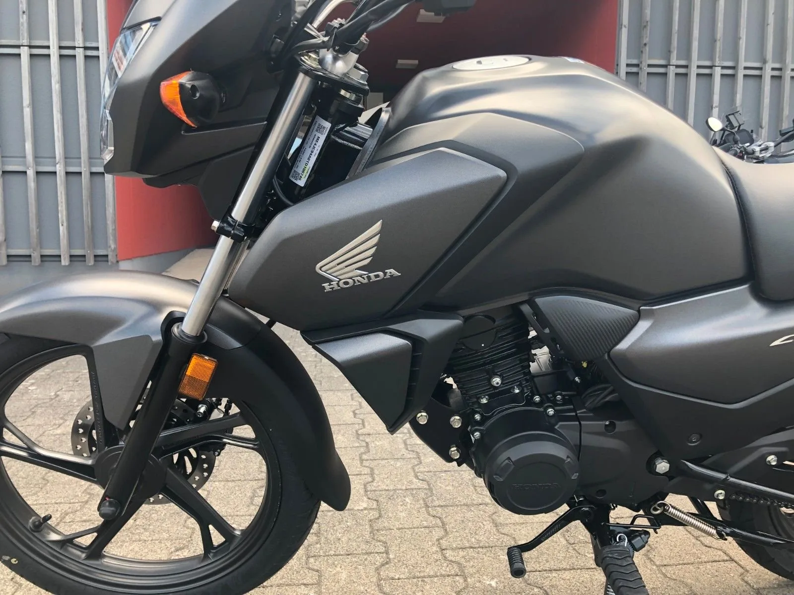 Honda CB125F