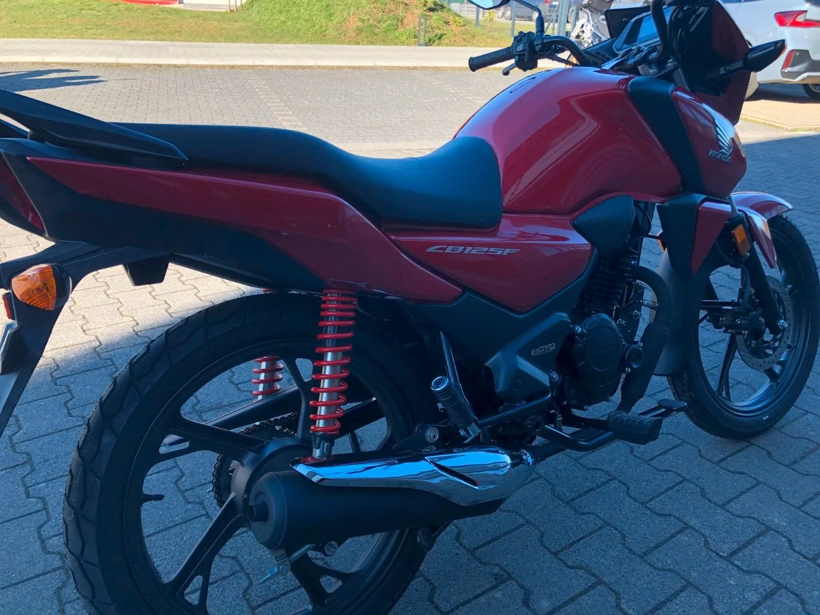 Honda CB125F