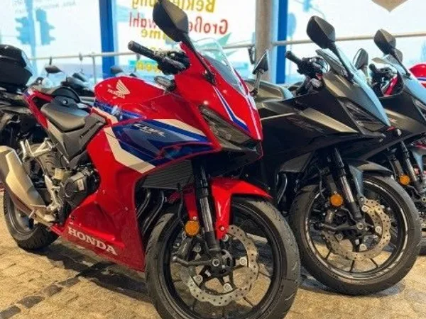 Honda CBR500R E-Clutch