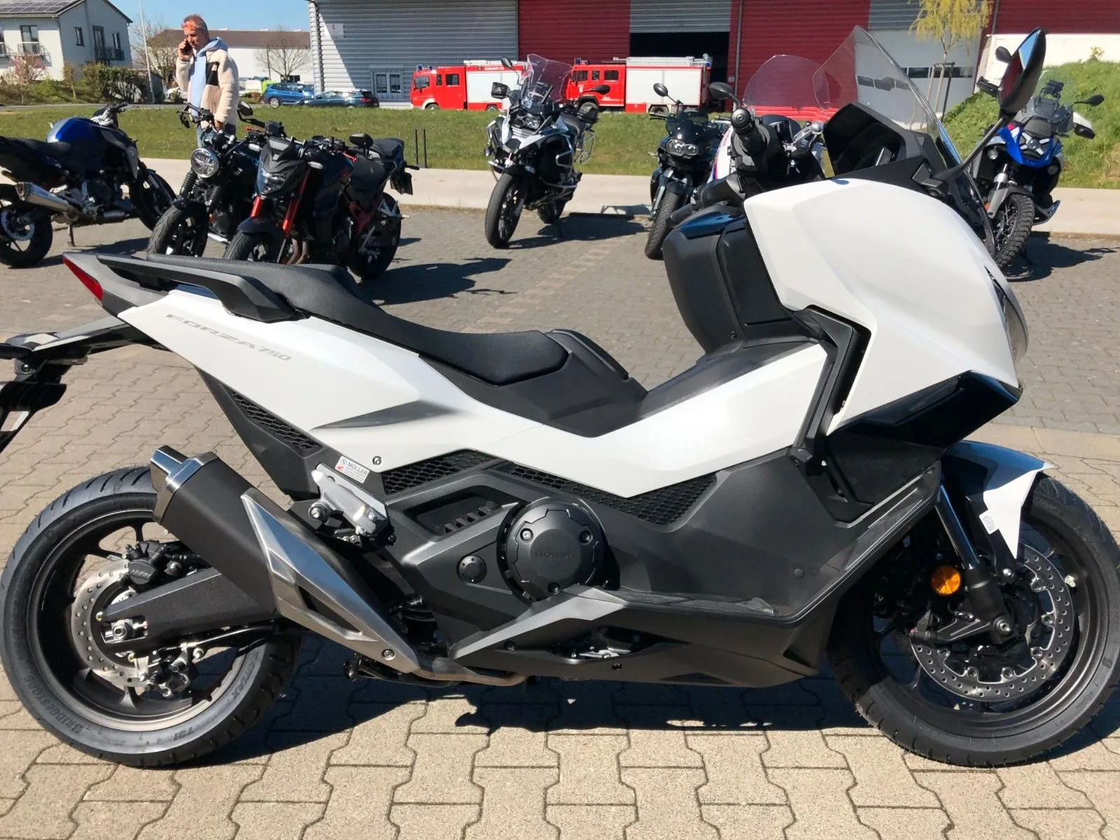 Honda Forza 750