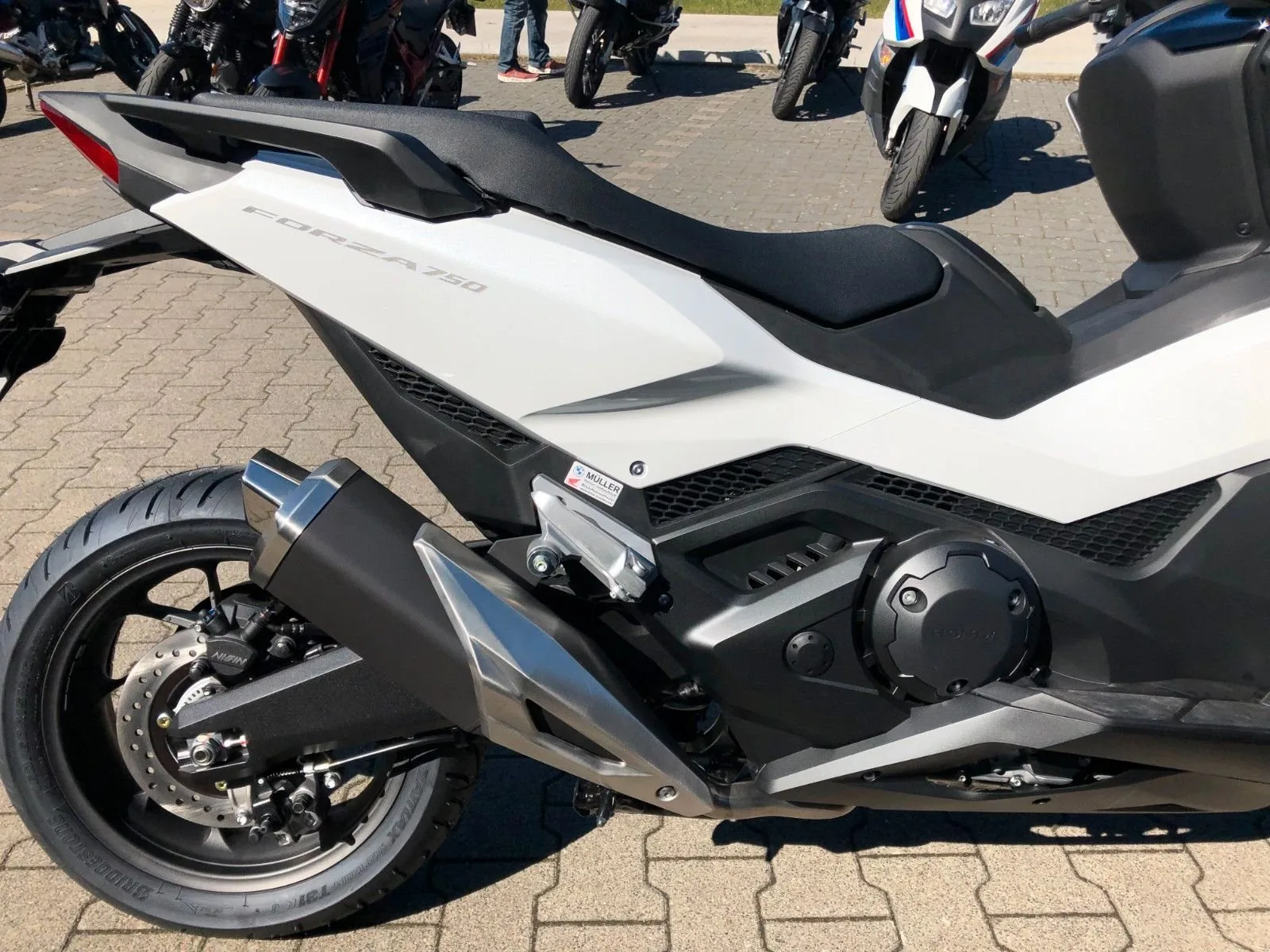 Honda Forza 750