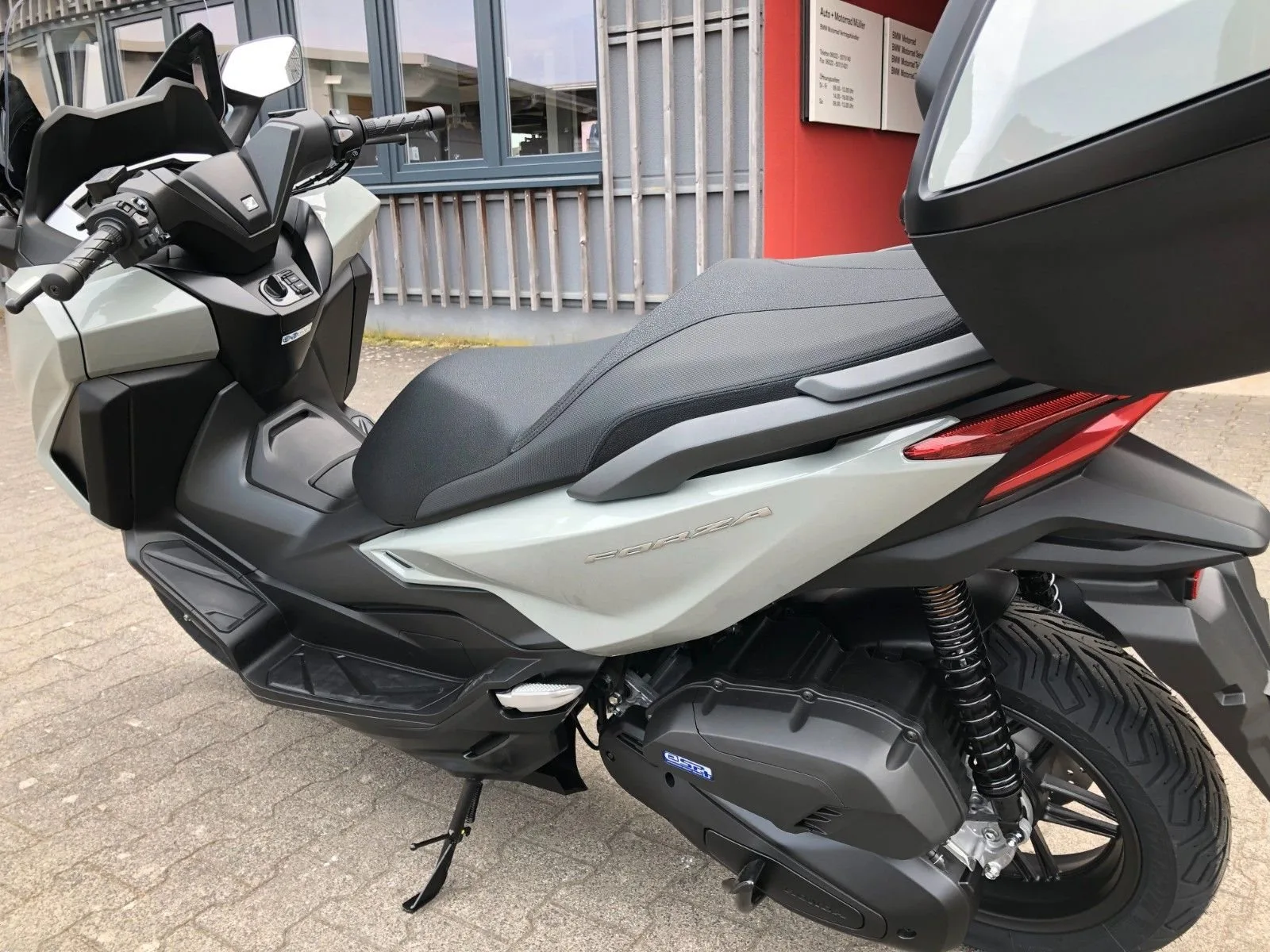 Honda Forza 125