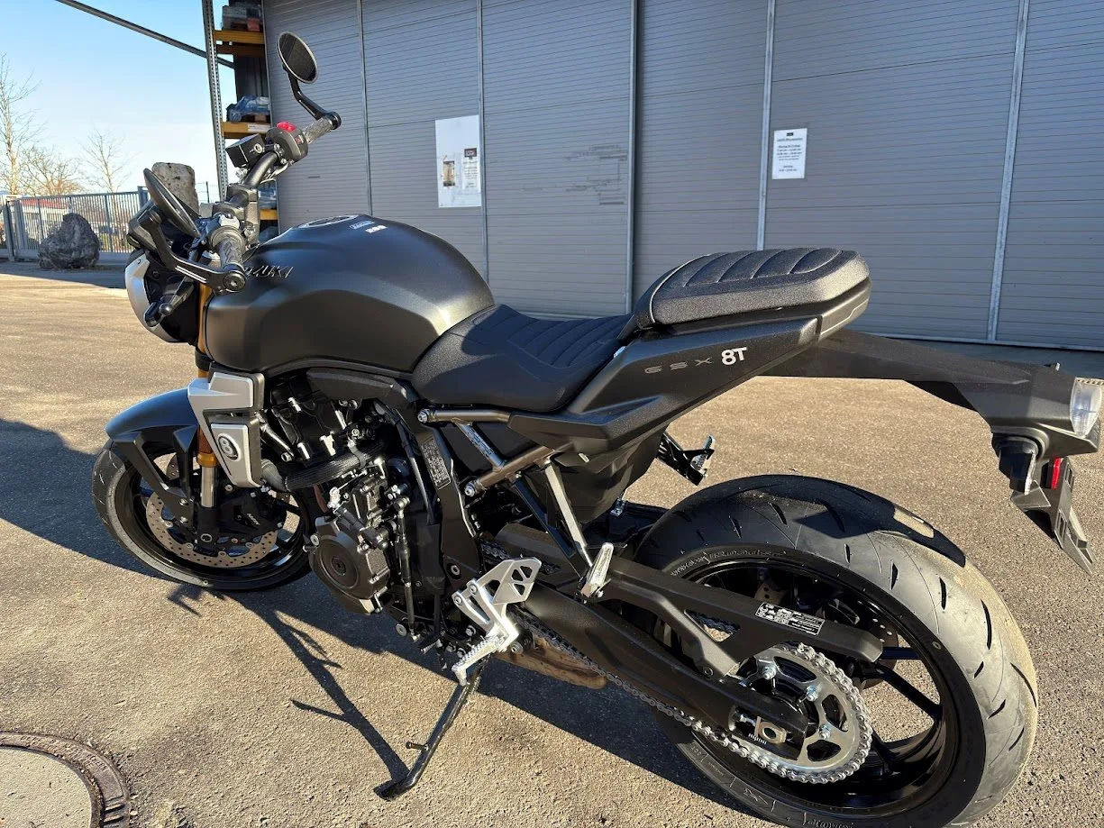 Suzuki GSX-8T Naked Classic