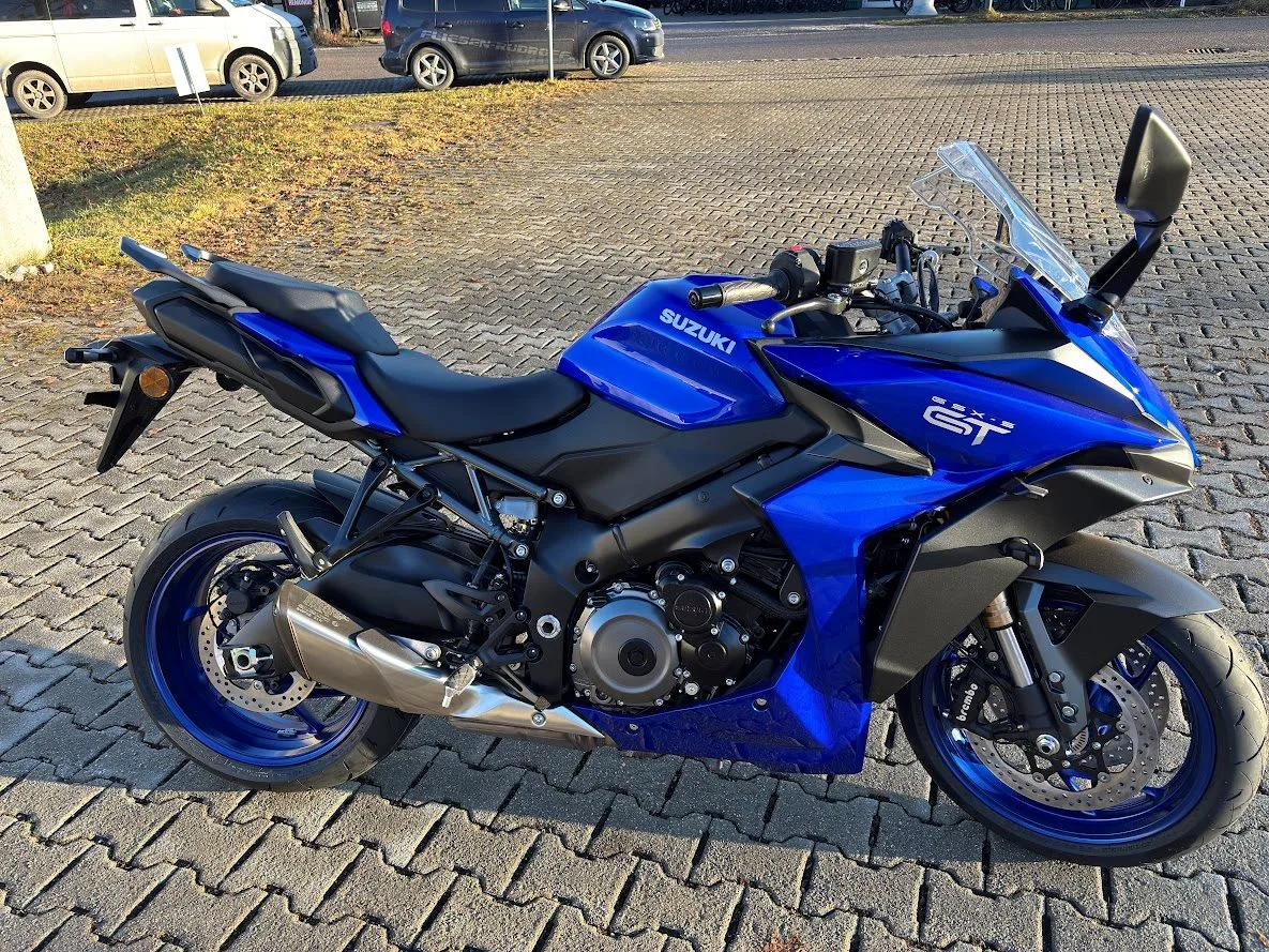 Suzuki GSX-S1000GT