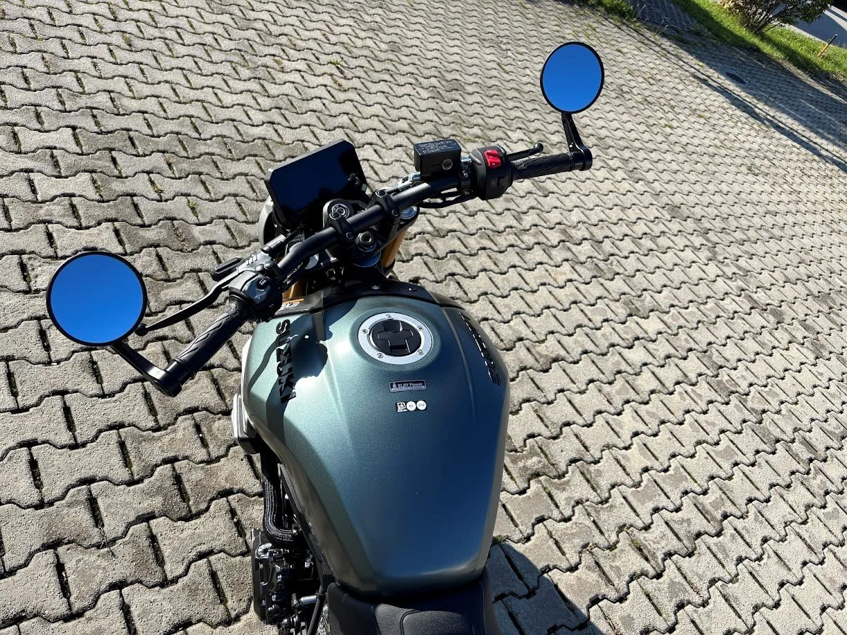 Suzuki GSX-8T Naked
