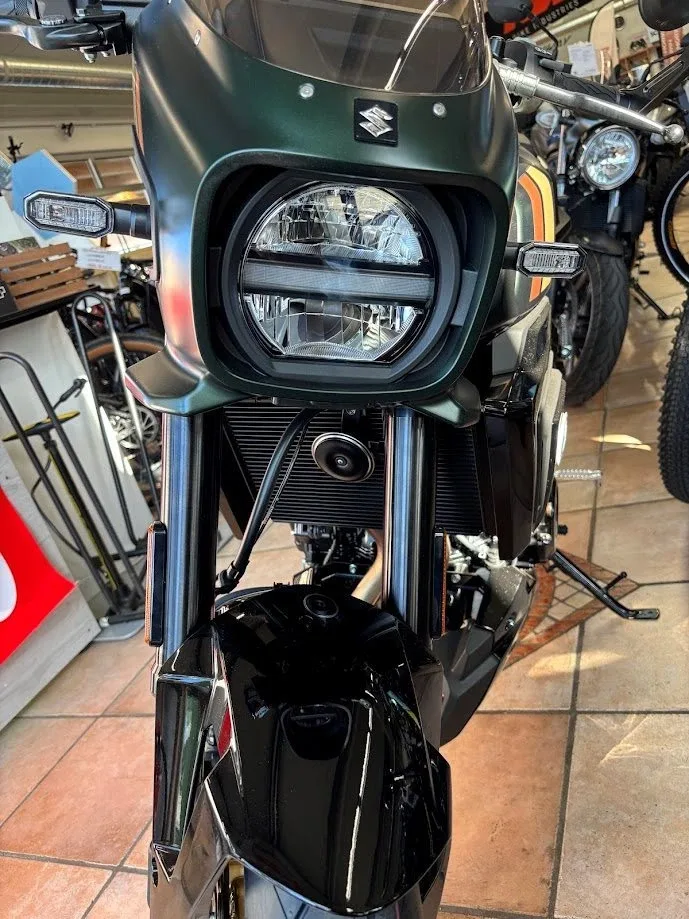Suzuki GSX-8TT
