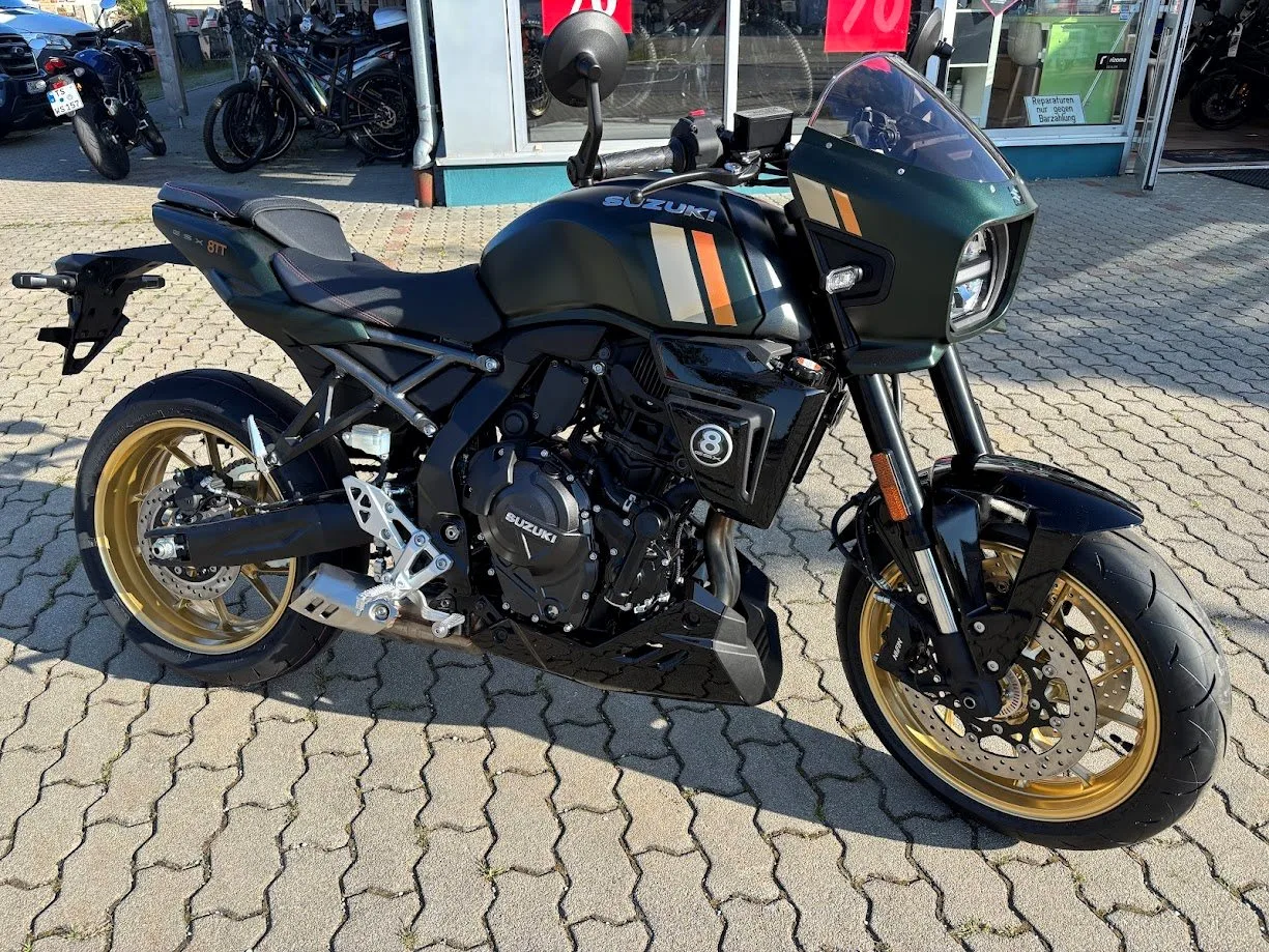 Suzuki GSX-8TT