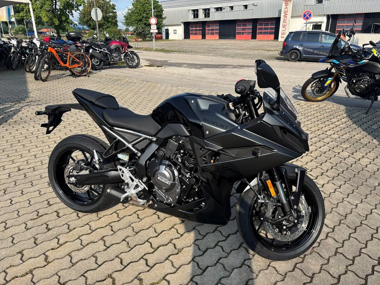 Suzuki GSX-8R ABS