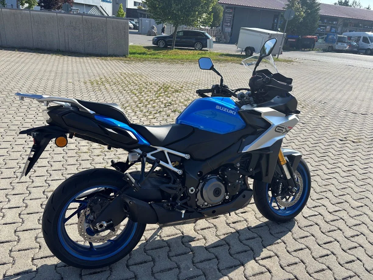Suzuki GSX-S1000GX Modell 2026 4 Jahre Garantie