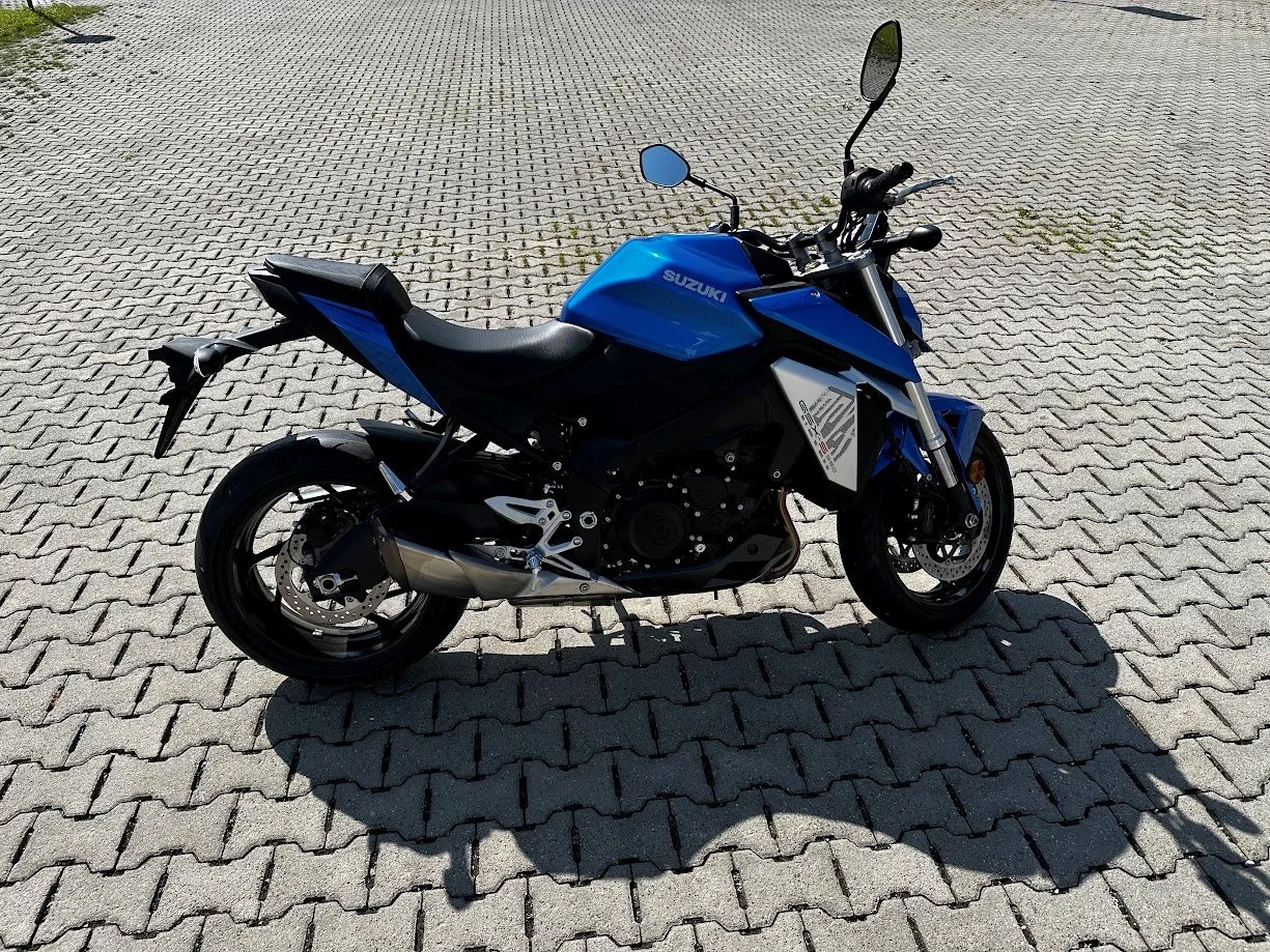 Suzuki GSX-S950