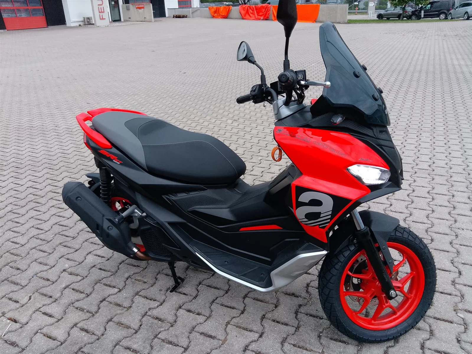 Aprilia SR GT 125 Sport