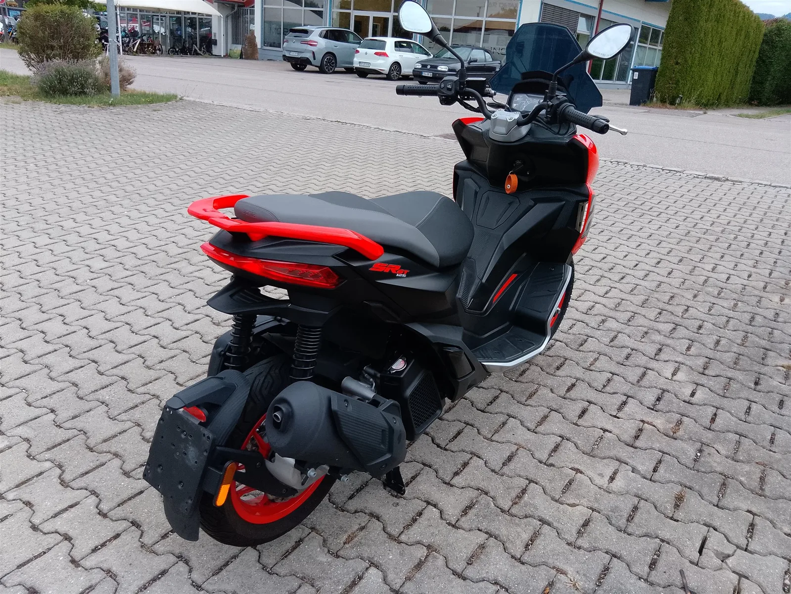 Aprilia SR GT 125 Sport