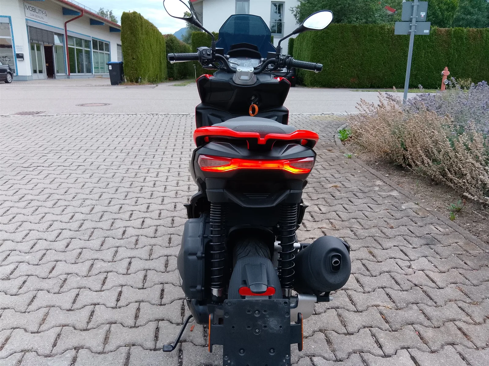 Aprilia SR GT 125 Sport