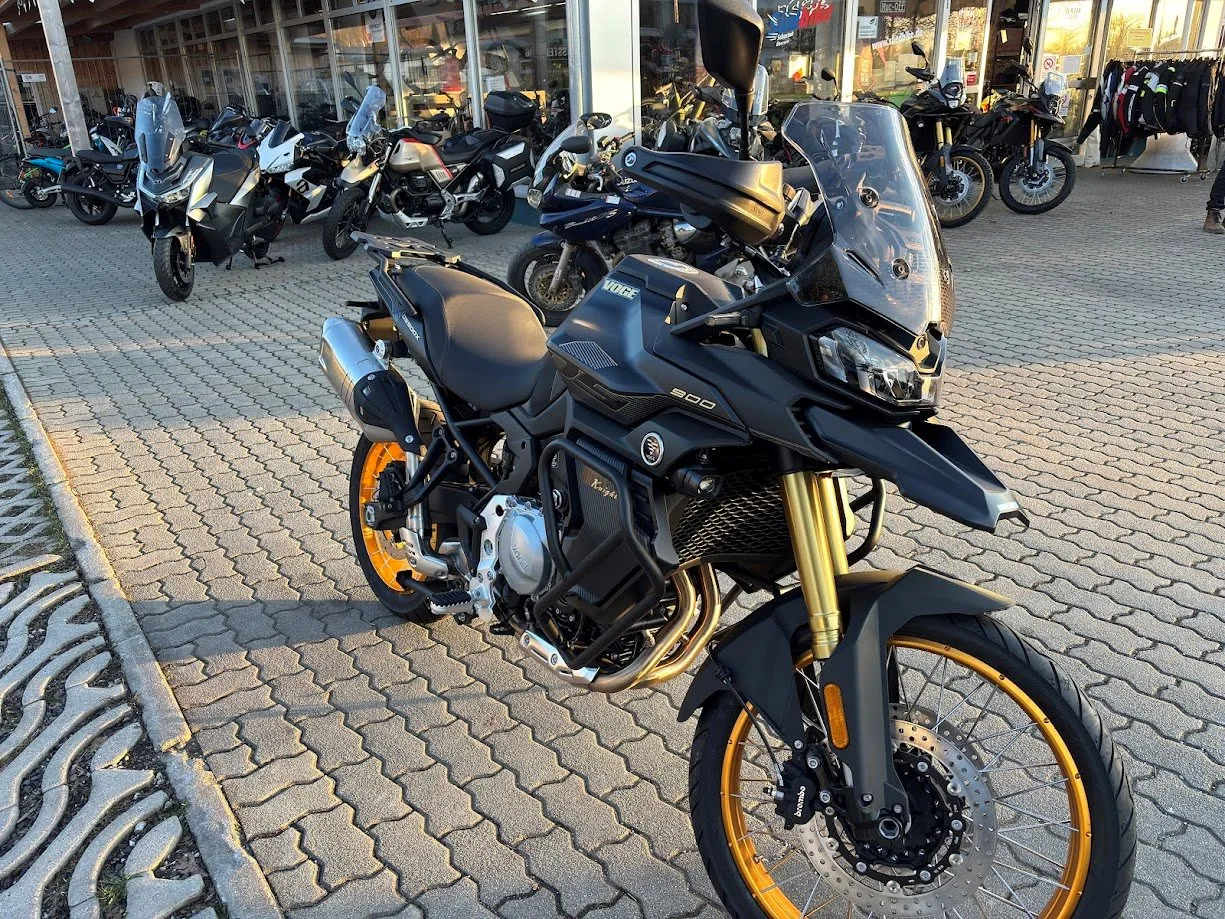Voge DS900X Black