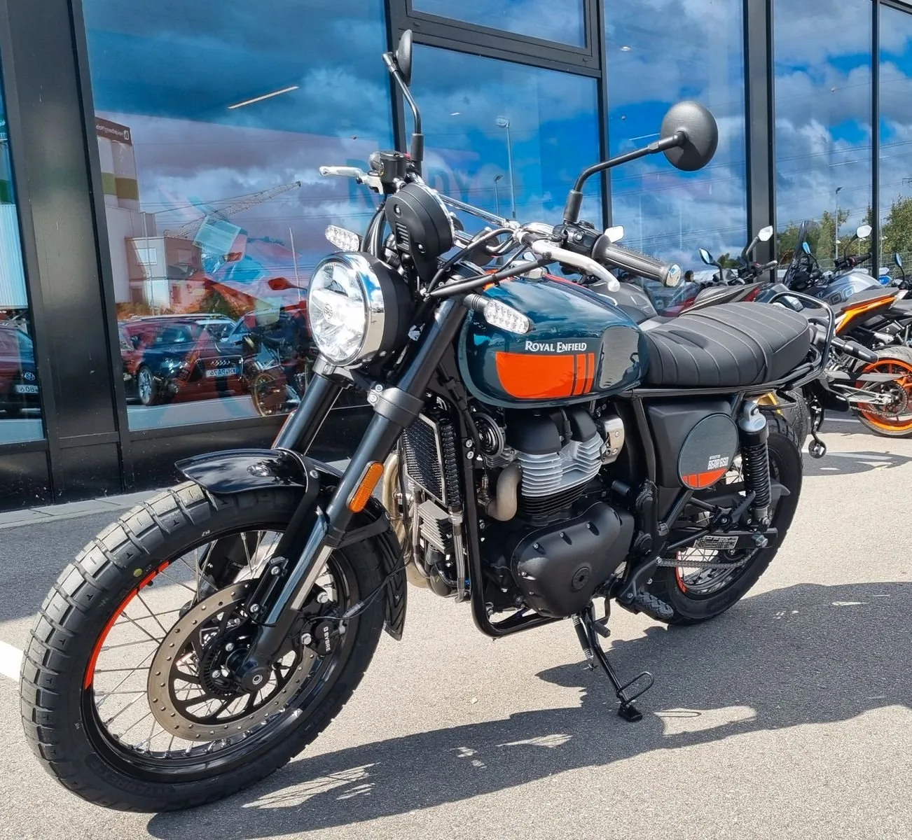 Royal Enfield Bear 650
