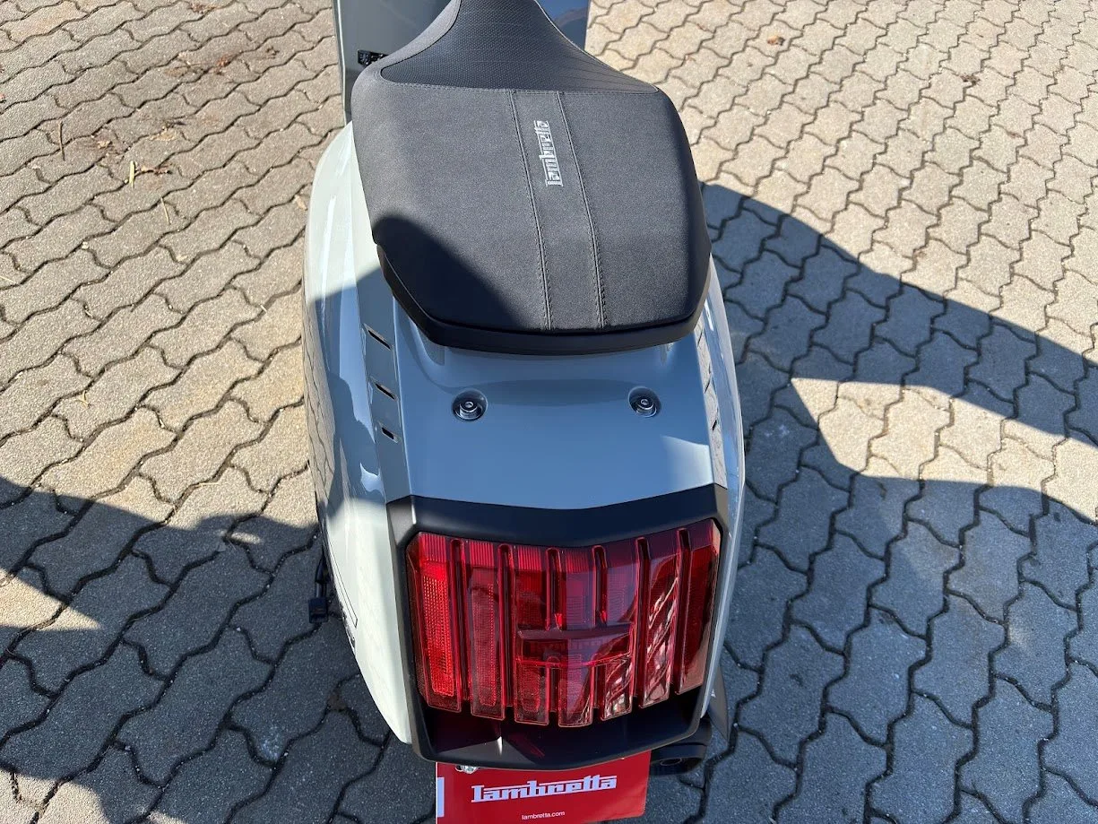 Lambretta X300 GP Modell 2026 4 Jahre Garantie