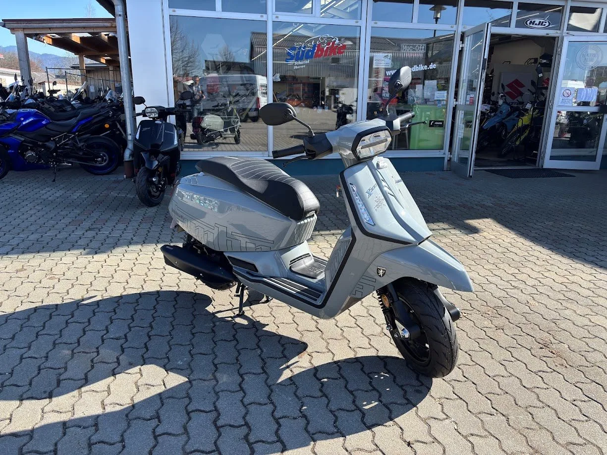 Lambretta X300 GP Modell 2026 4 Jahre Garantie