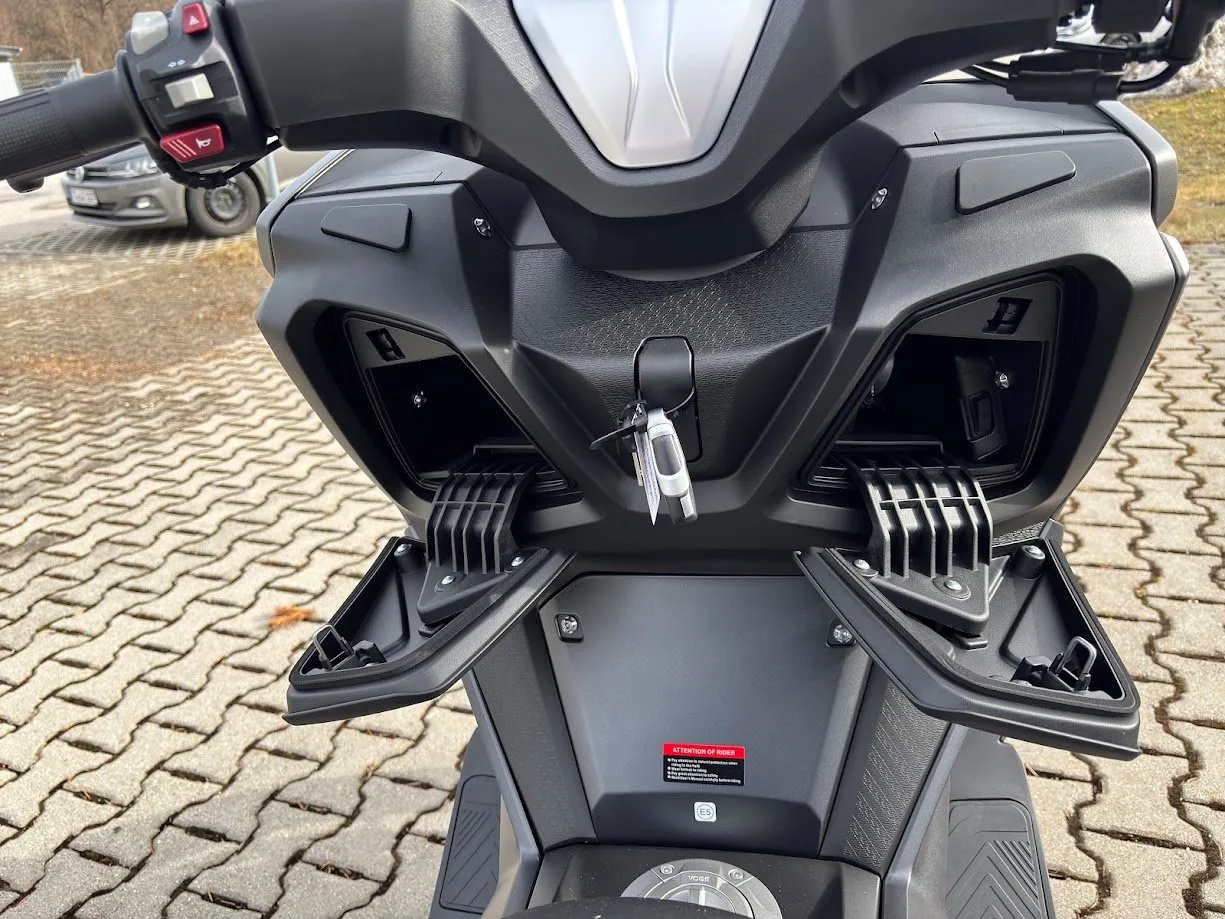 Voge SR4 350 LUXURY