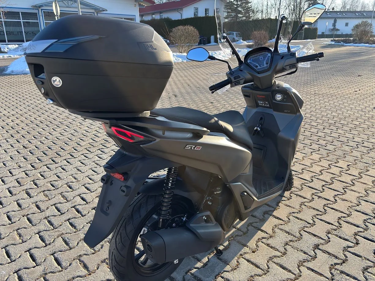 Voge SR1 125 ABS TCS Großradroller Top Ausstattung