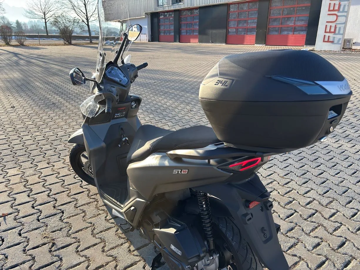Voge SR1 125 ABS TCS Großradroller Top Ausstattung
