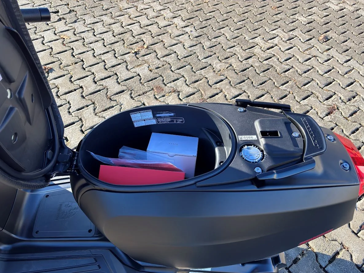 Lambretta V125 Special Mattschwarz