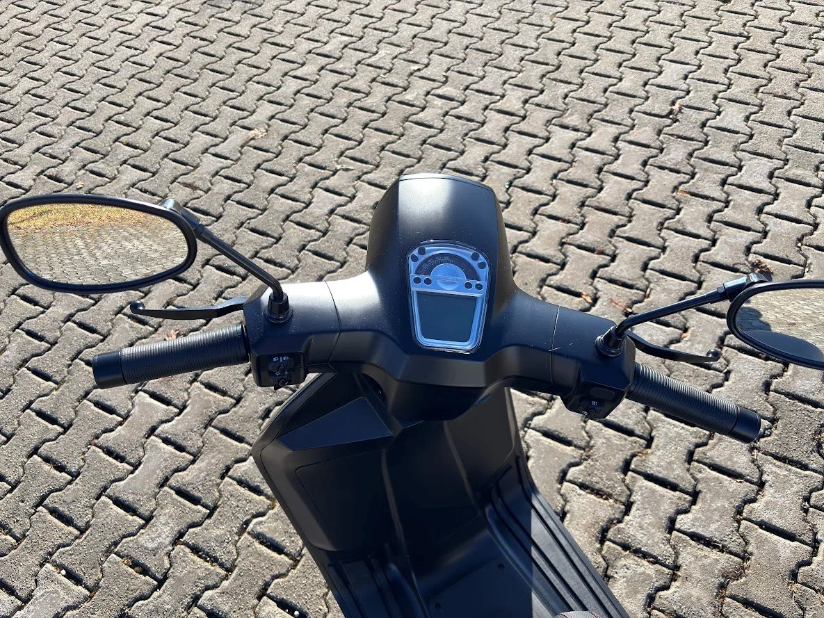 Lambretta V125 Special Mattschwarz