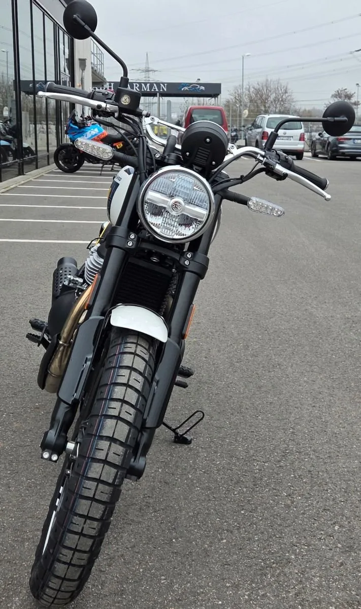 Royal Enfield Bear 650