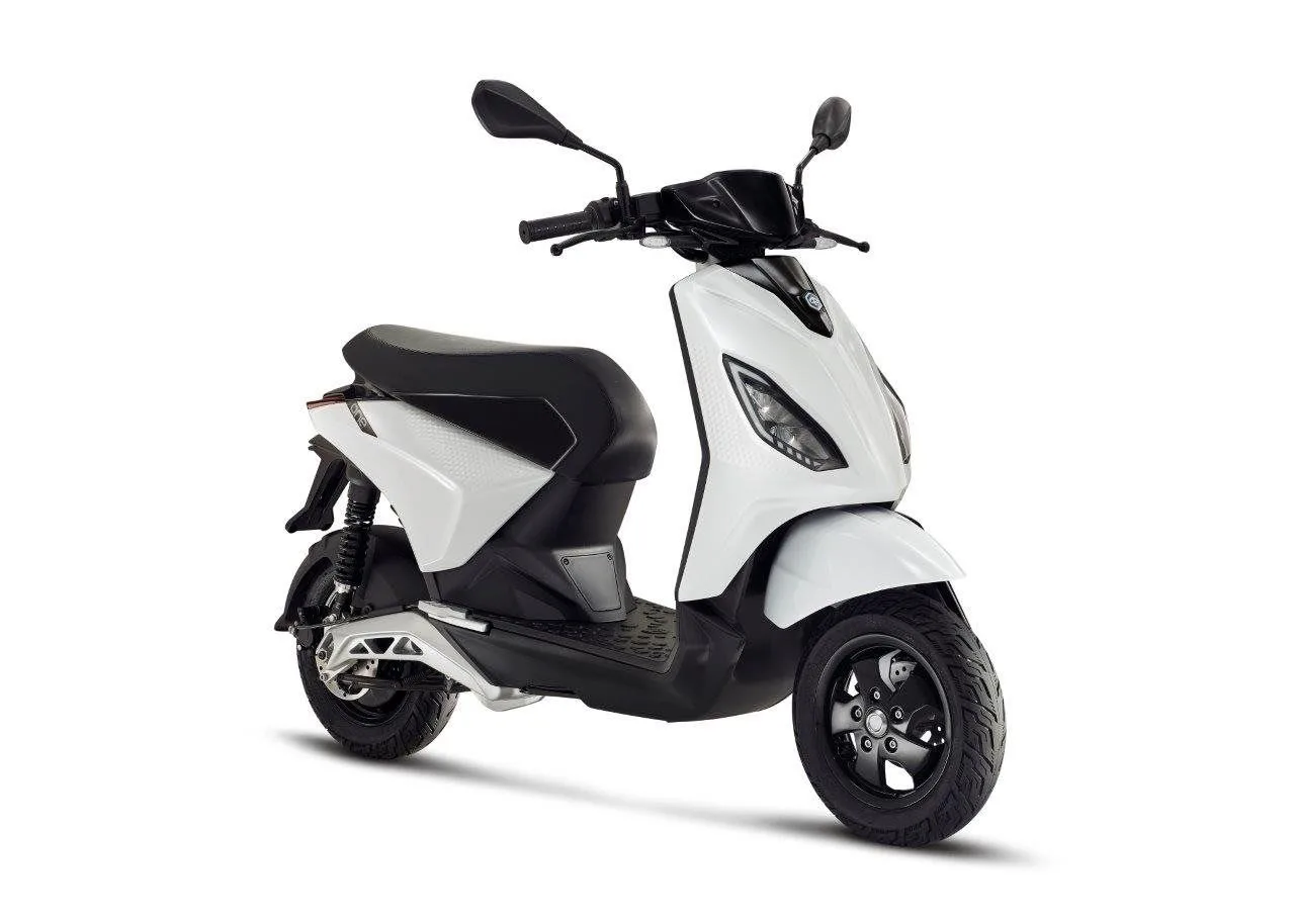 Piaggio 1 + + E5 LR