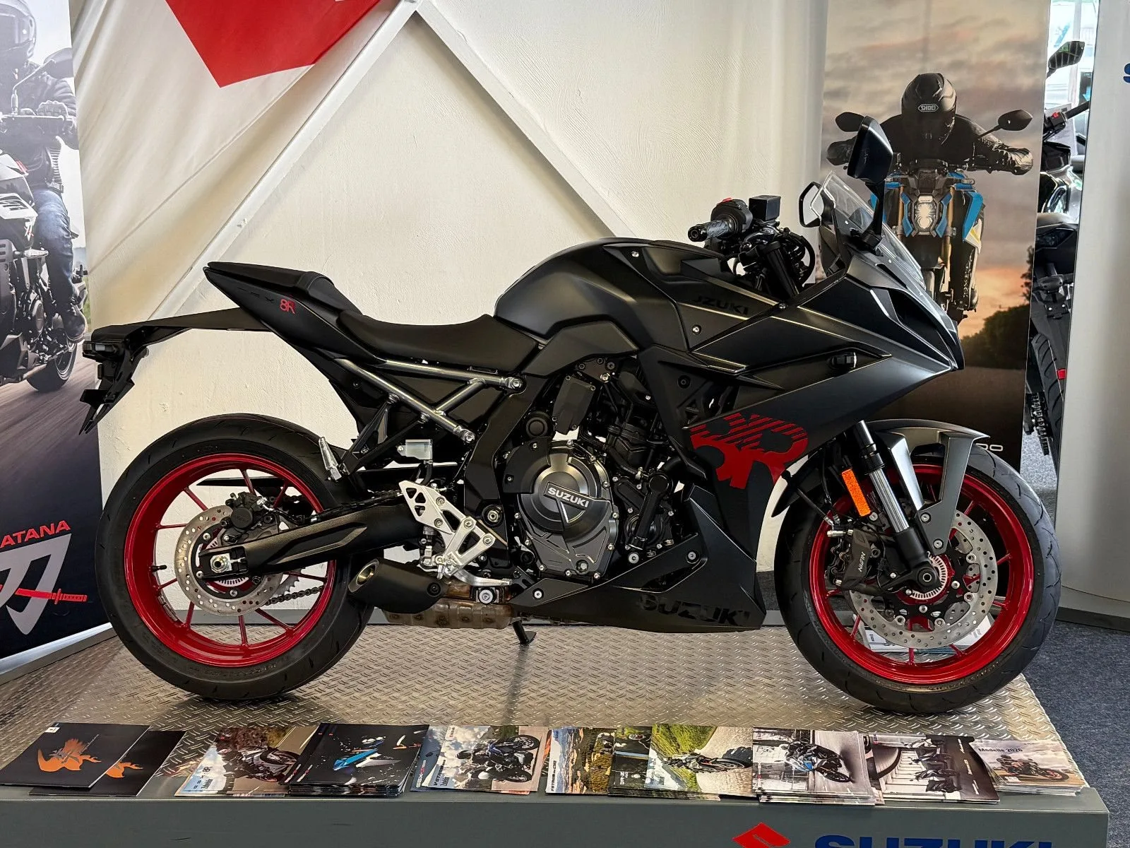 Suzuki GSX-8R