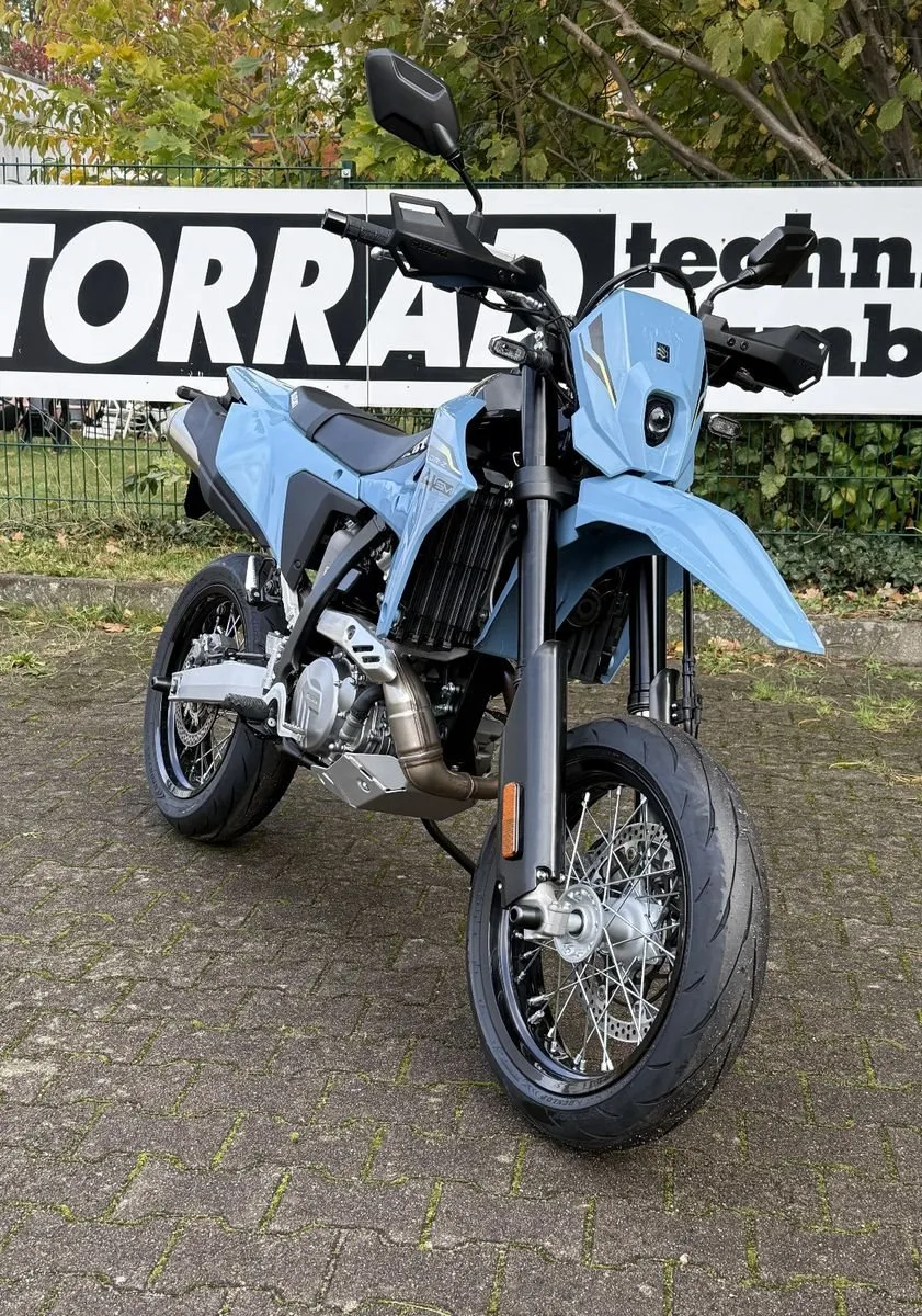 Suzuki DR-Z4SM