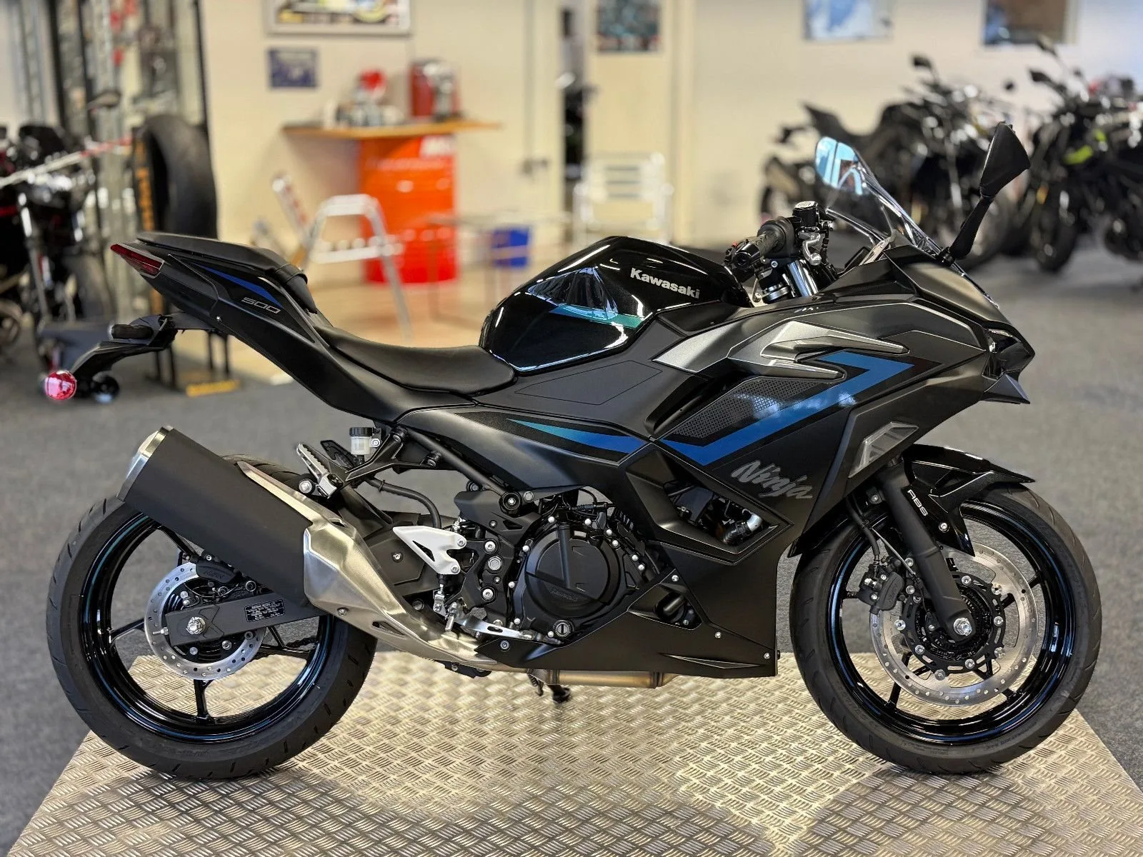 Kawasaki Ninja 500 SE