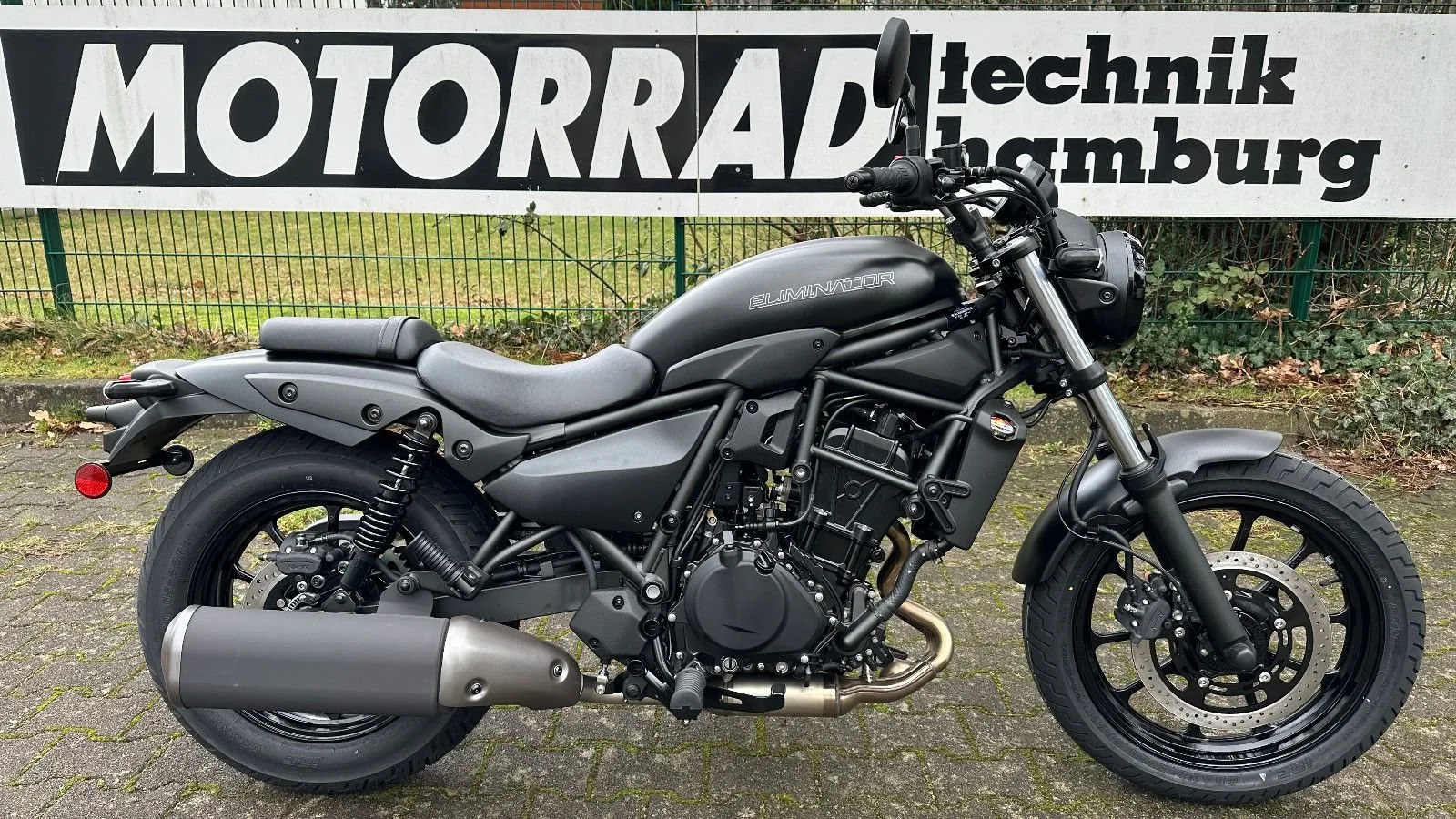 Kawasaki Eliminator 500