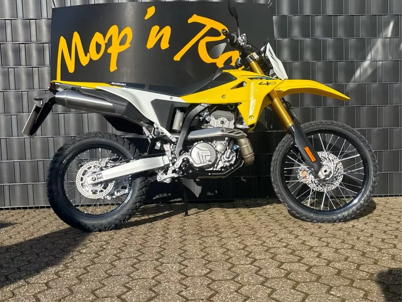 Suzuki DR-Z4S