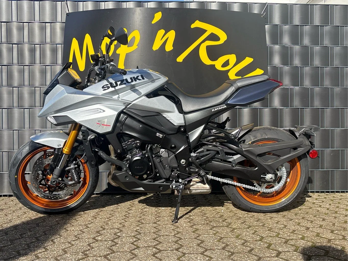 Suzuki Katana