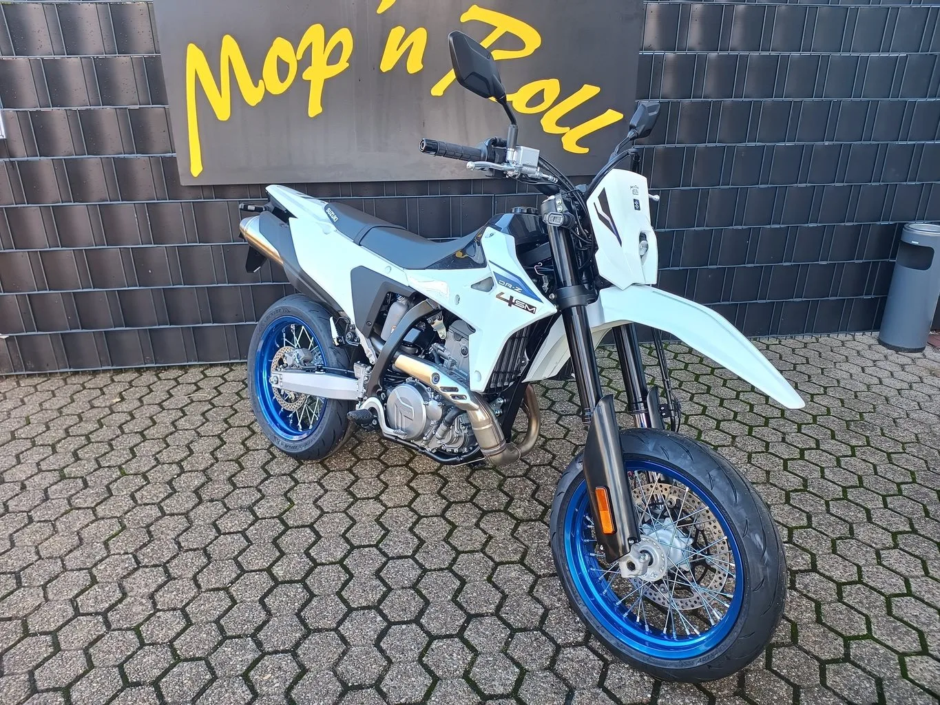 Suzuki DR-Z4SM