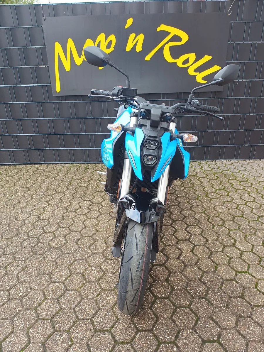 Suzuki GSX-8S