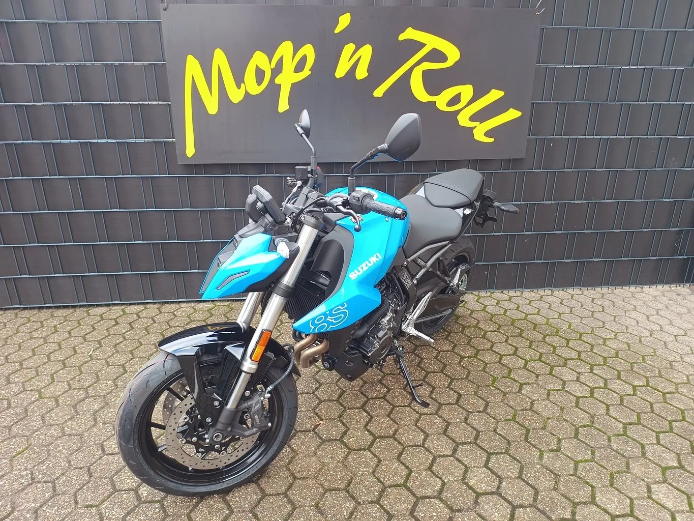 Suzuki GSX-8S