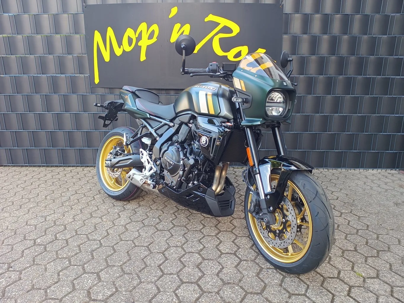 Suzuki GSX-8TT